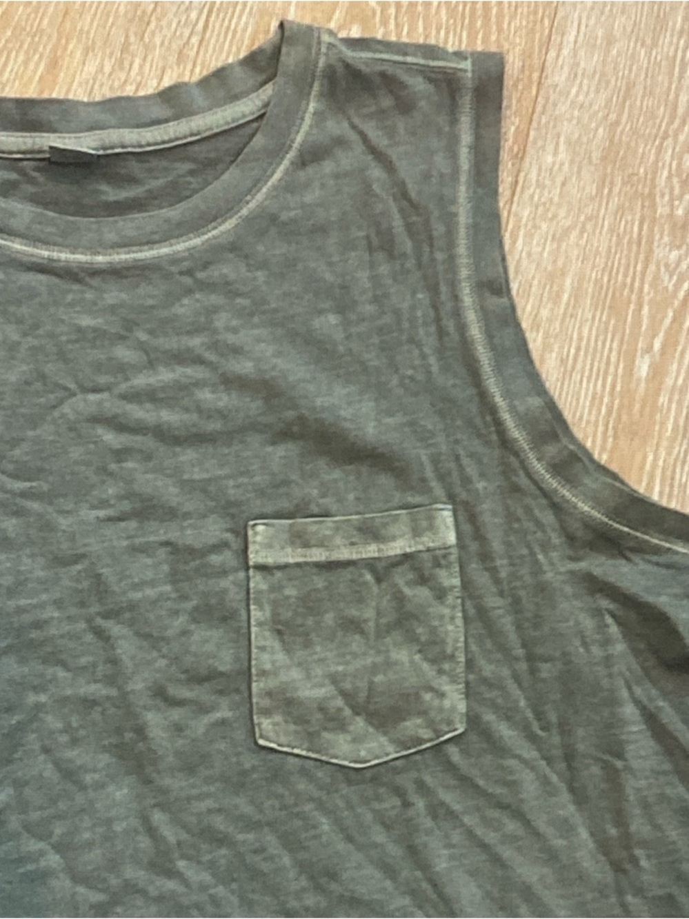 Old Navy Men's Olive Green Sleeveless Tank with Chest Pocket - Picture 2 of 5